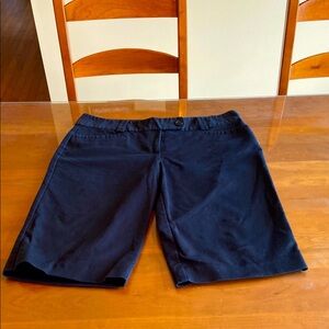 Ann Taylor Classic Black Bermuda Shorts. 97% Cotton.